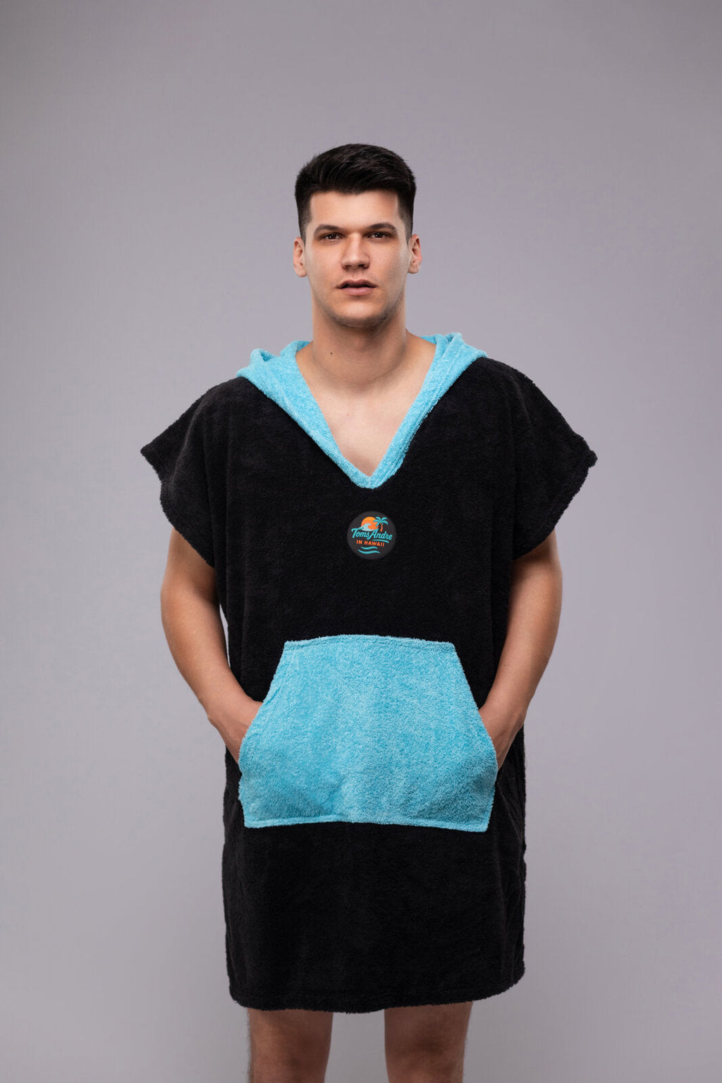 Toms Andre poncho-towel for men in Black/Turquoise