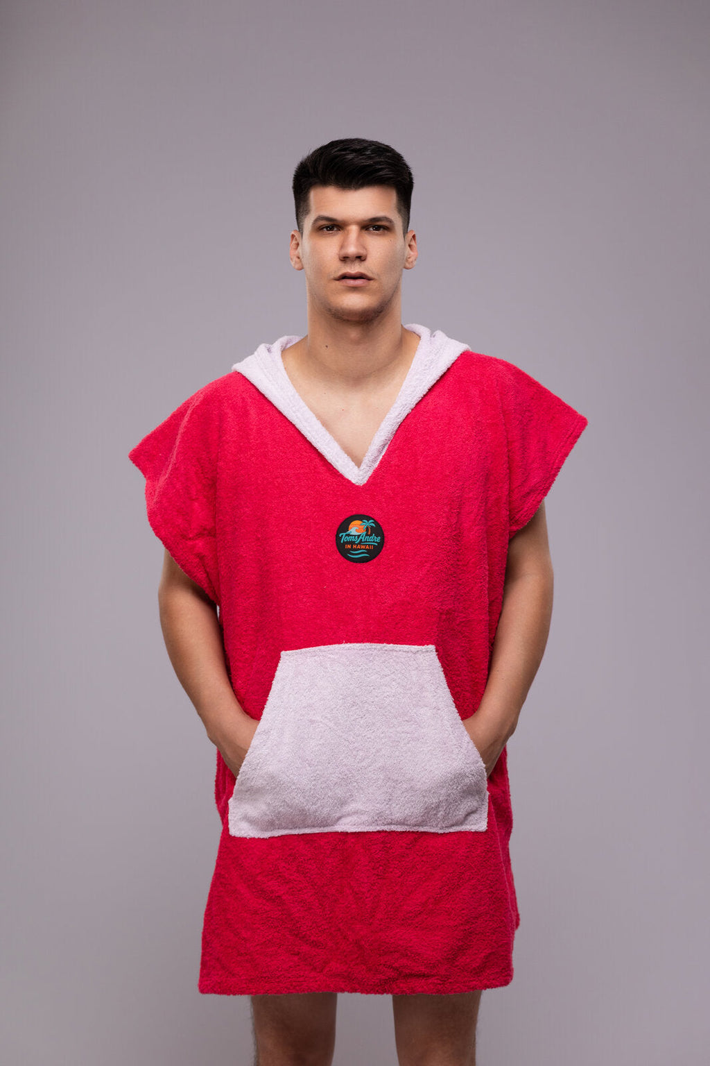 Toms Andre poncho-towel for men in Fuchsia/White