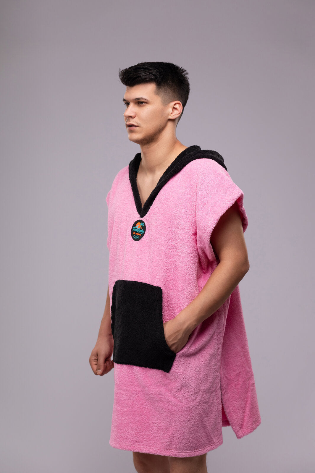 Toms Andre poncho-towel for men in Pink/Black