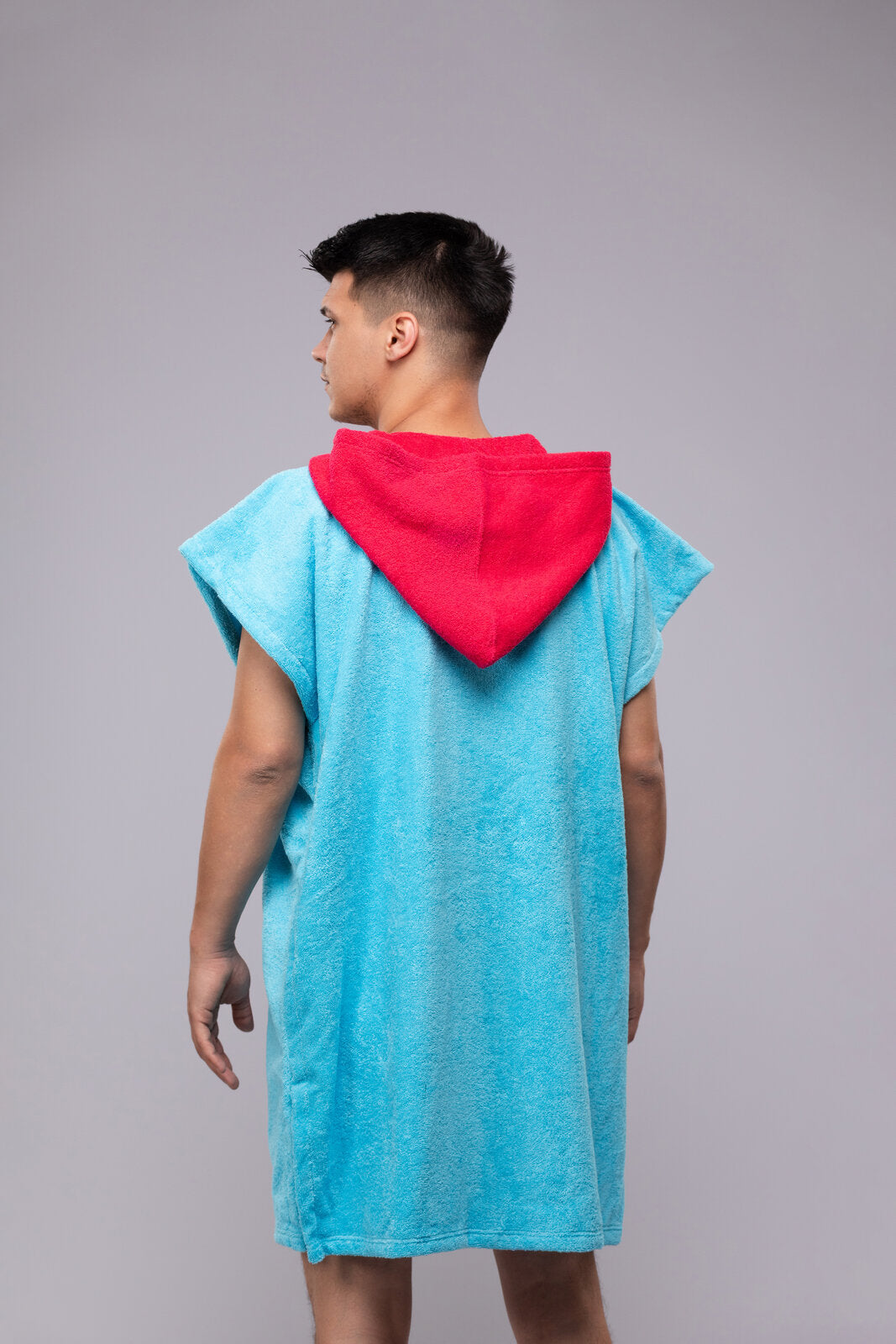 Toms Andre poncho-towel for men in Turquoise/Fuchsia
