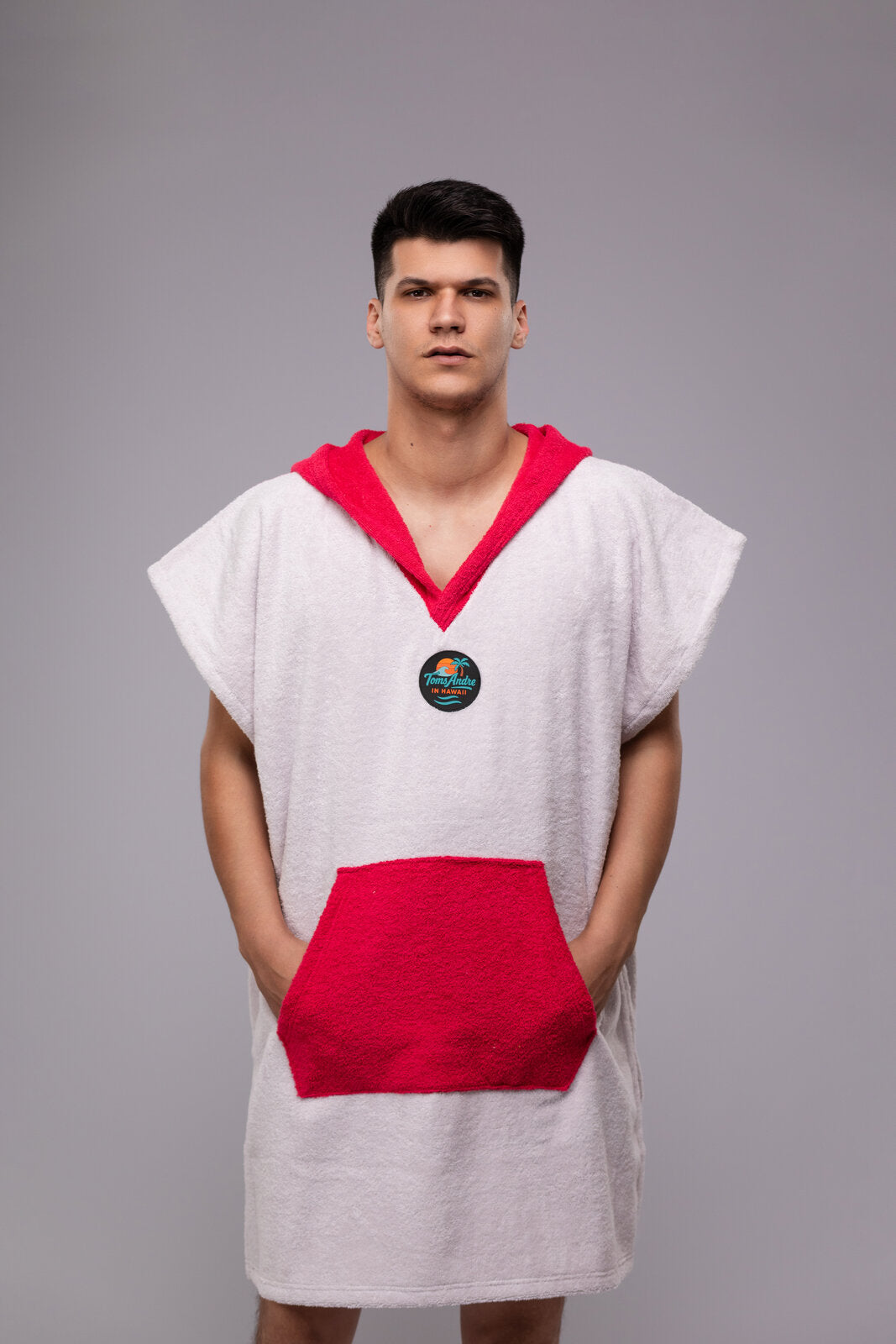 Toms Andre poncho-towel for men in White/Fuchsia