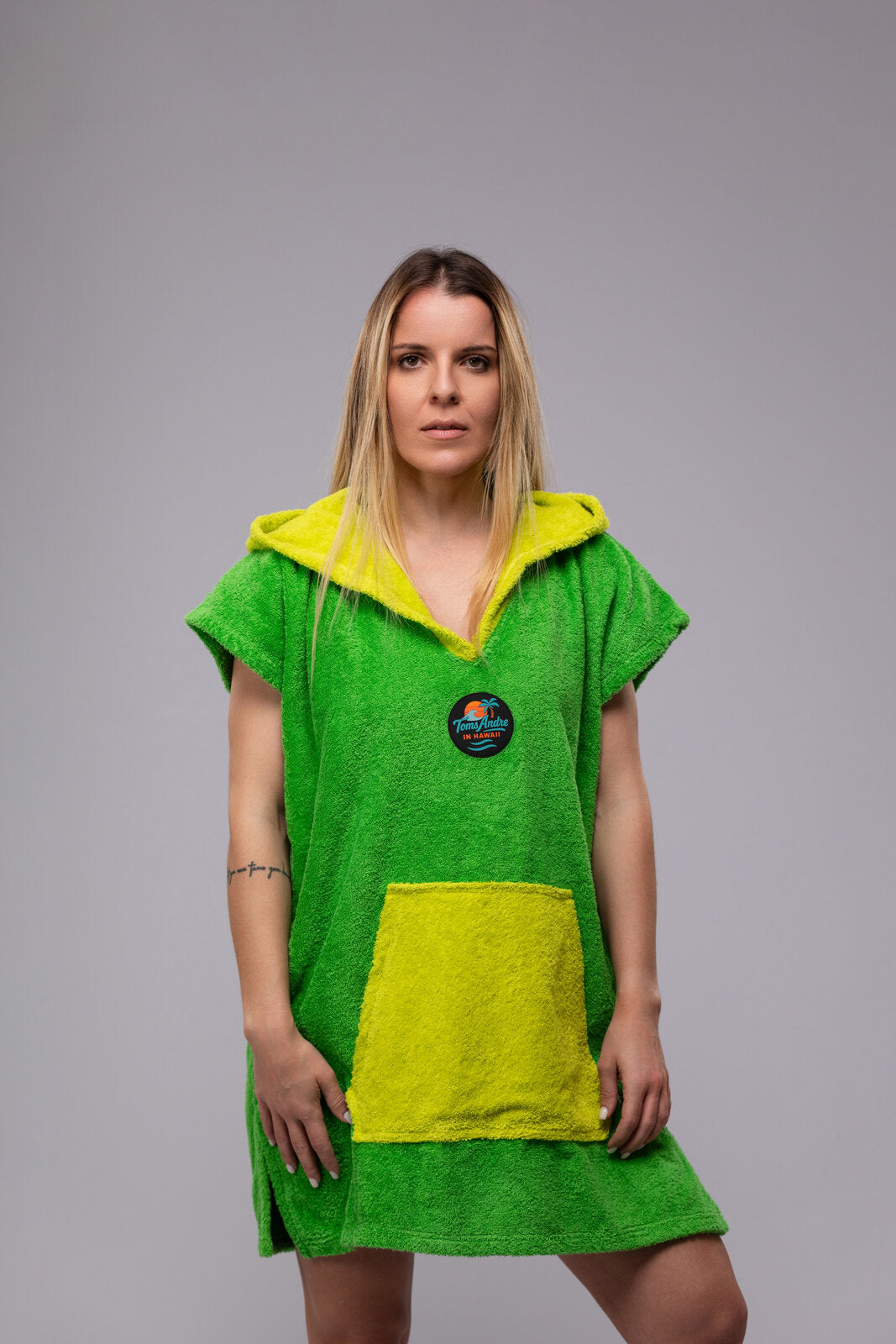 Toms Andre poncho-towel for women in Lime Green/Yellow